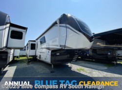 New 2025 Jayco Pinnacle 38FBRK available in Benson, North Carolina