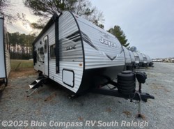 New 2025 Jayco Jay Flight SLX 210QB available in Benson, North Carolina