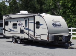 Used 2014 Coachmen Freedom Express 260BL available in Claremont, North Carolina