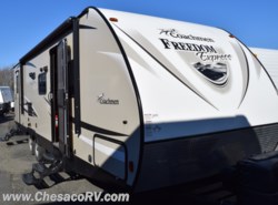 Used 2017 Coachmen Freedom Express 28SE available in Joppa, Maryland