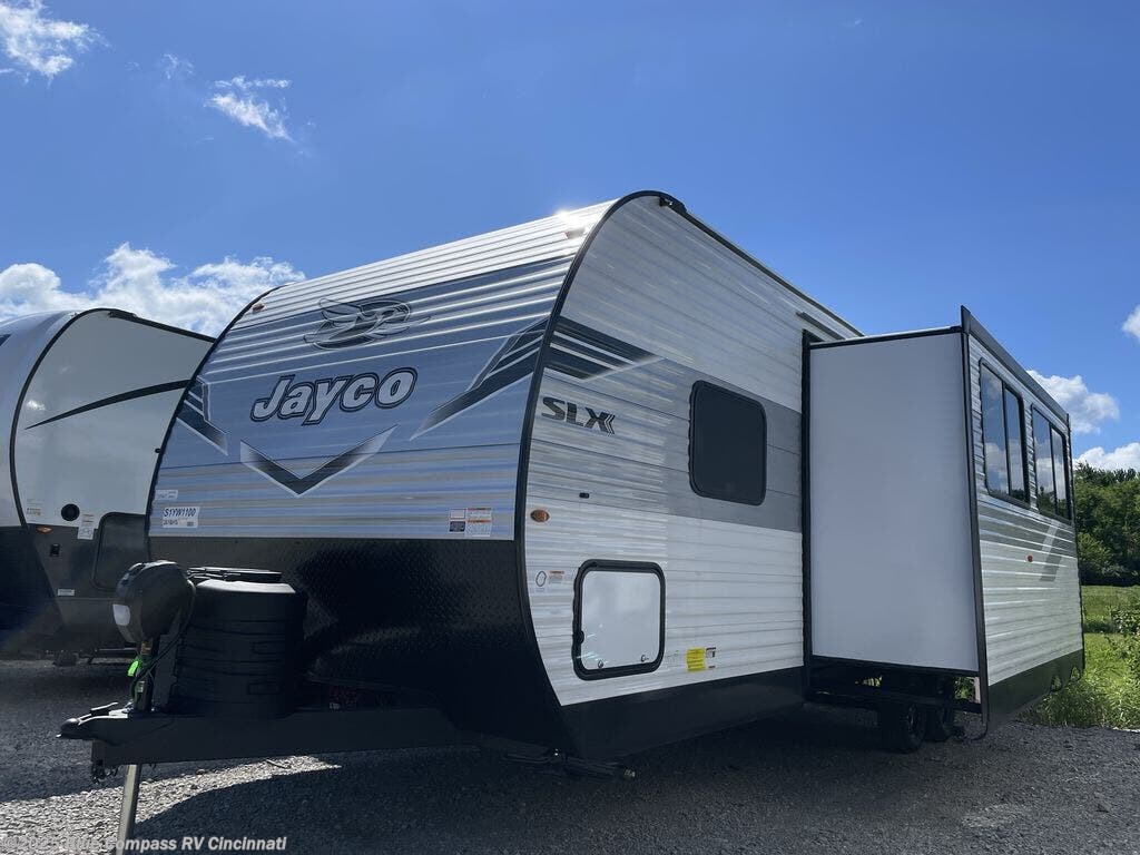 New 2025 Jayco Jay Flight SLX 261BHS available in Cincinnati, Ohio