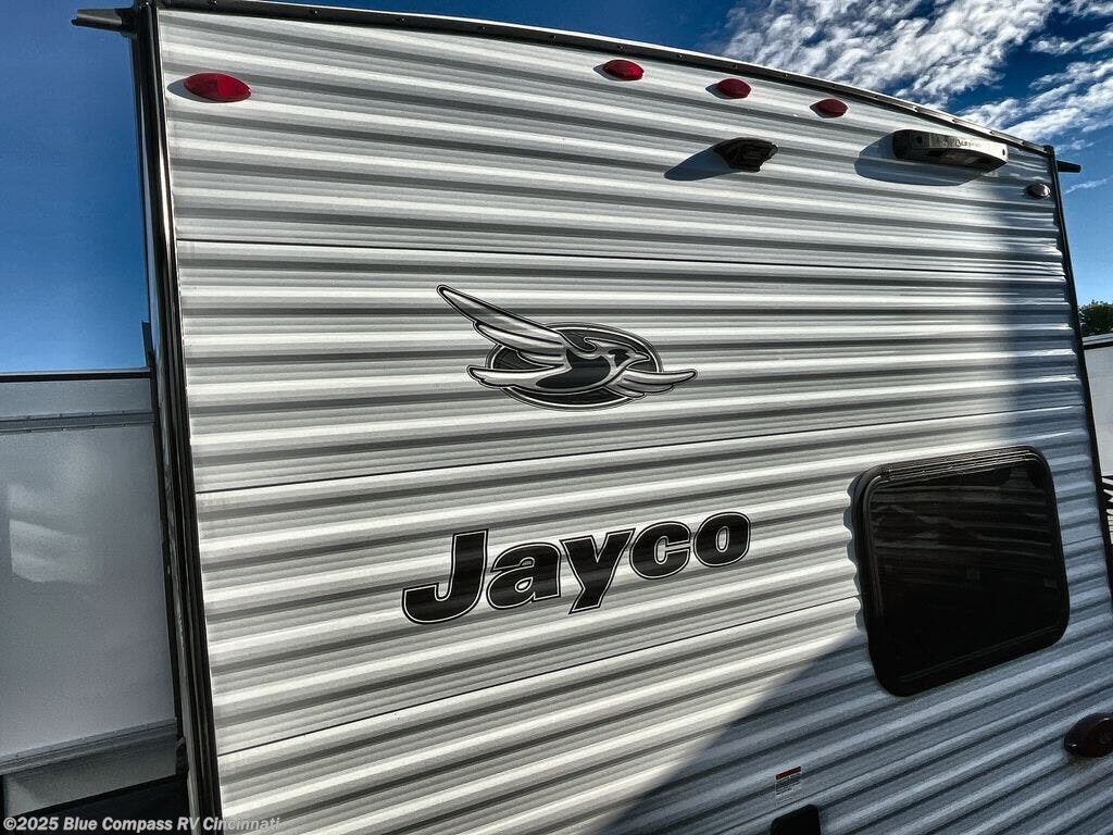 New 2026 Jayco Jay Flight SLX 197MB available in Cincinnati, Ohio