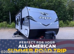 New 2026 Jayco Jay Flight SLX 261BHS available in Cincinnati, Ohio