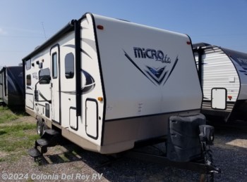 Used 2018 Forest River Flagstaff Micro Lite 25BRDS available in Corpus Christi, Texas