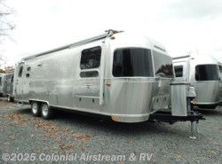 New 2019 Airstream International Signature 27FBT Twin available in Lakewood, New Jersey