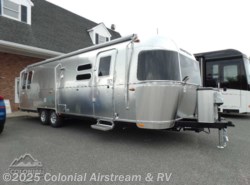 New 2020 Airstream Flying Cloud 30RBQ Queen available in Lakewood, New Jersey