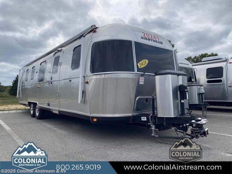 Used 2021 Airstream Classic 33FBQ Queen available in Millstone Township, New Jersey