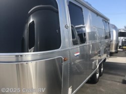 2018 Airstream International Signature 25FB 2018 Airstream International Signature 25FB