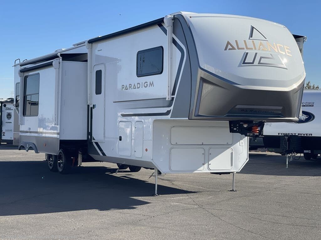 New 2025 Alliance RV Paradigm 395DS available in Prescott, Arizona