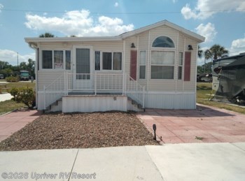 Used 1998 Skyline available in North Fort Myers, Florida