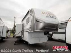 New 2025 Alliance RV Paradigm 395DS available in Portland, Oregon