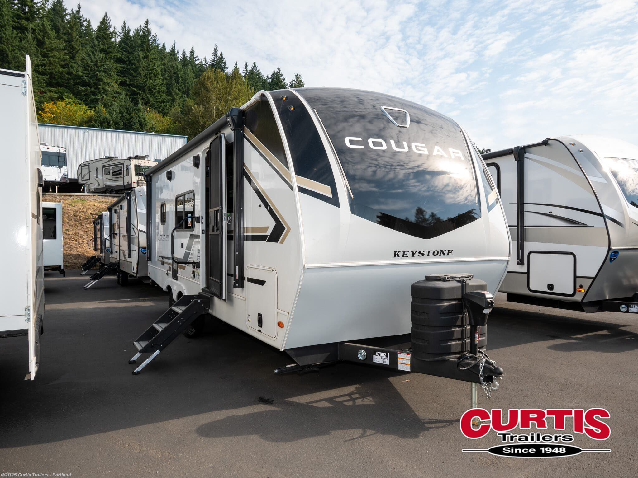 New 2026 Keystone Cougar Half-Ton 22mlwe available in Portland, Oregon