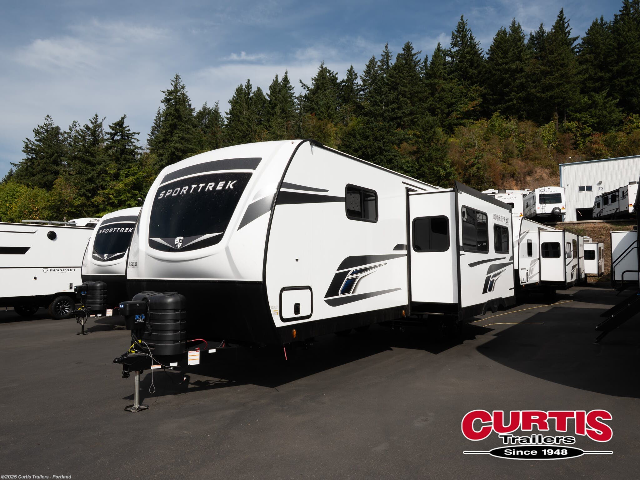 New 2026 Venture RV SportTrek 292vbh available in Portland, Oregon