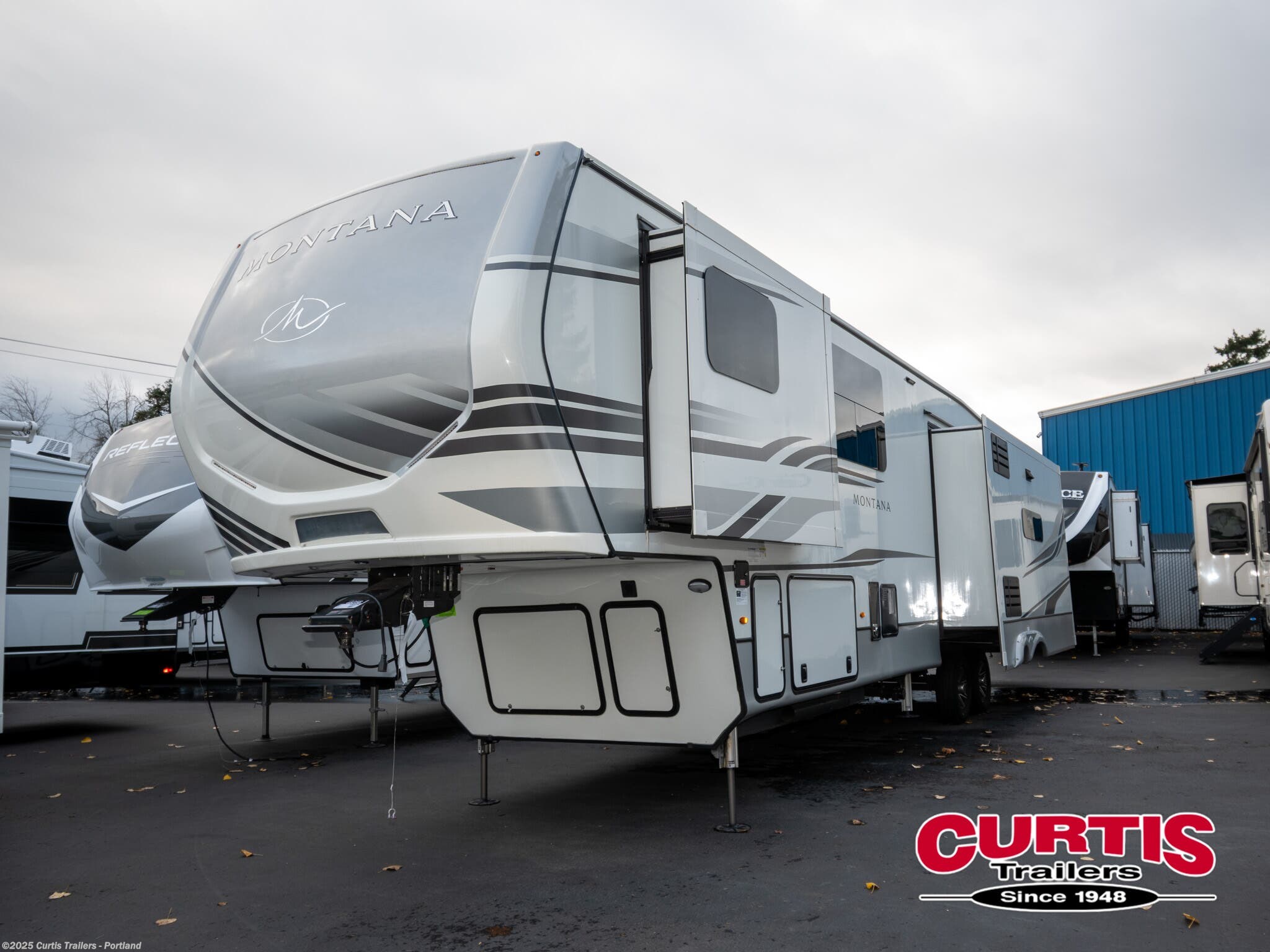 Used 2022 Keystone Montana 3781rl available in Portland, Oregon