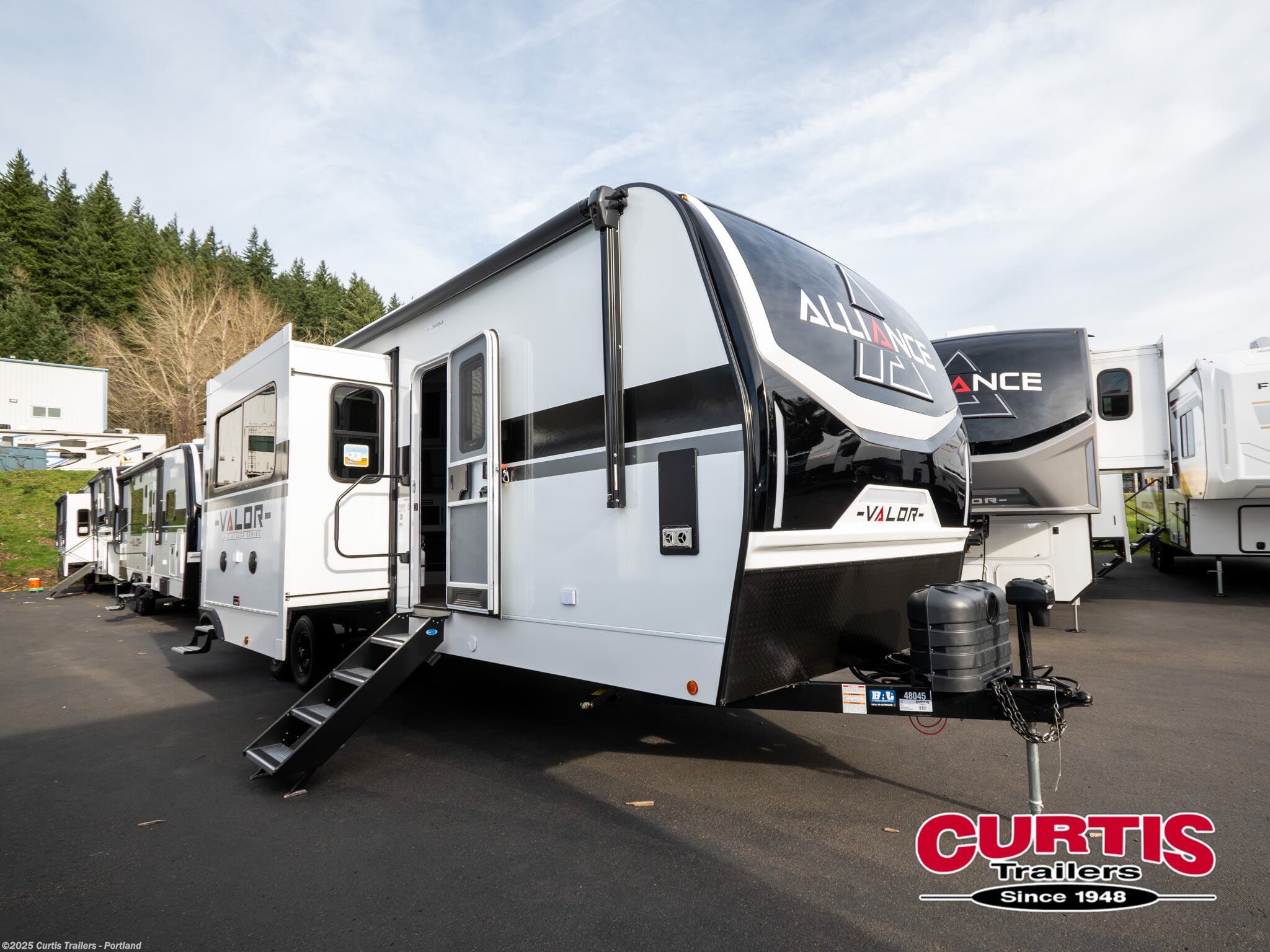 New 2026 Alliance RV Valor 32T13 available in Portland, Oregon
