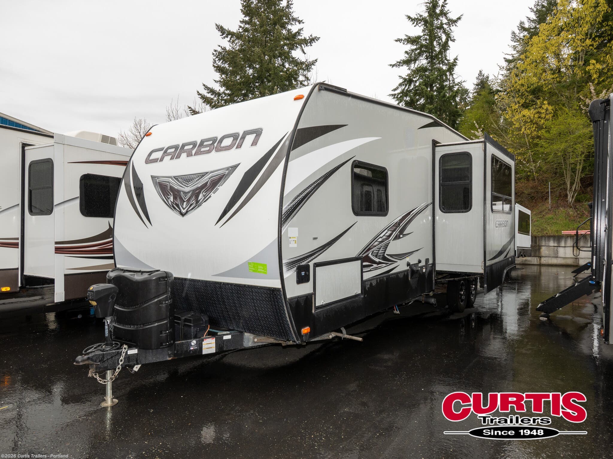 Used 2018 Keystone Carbon 33 available in Portland, Oregon