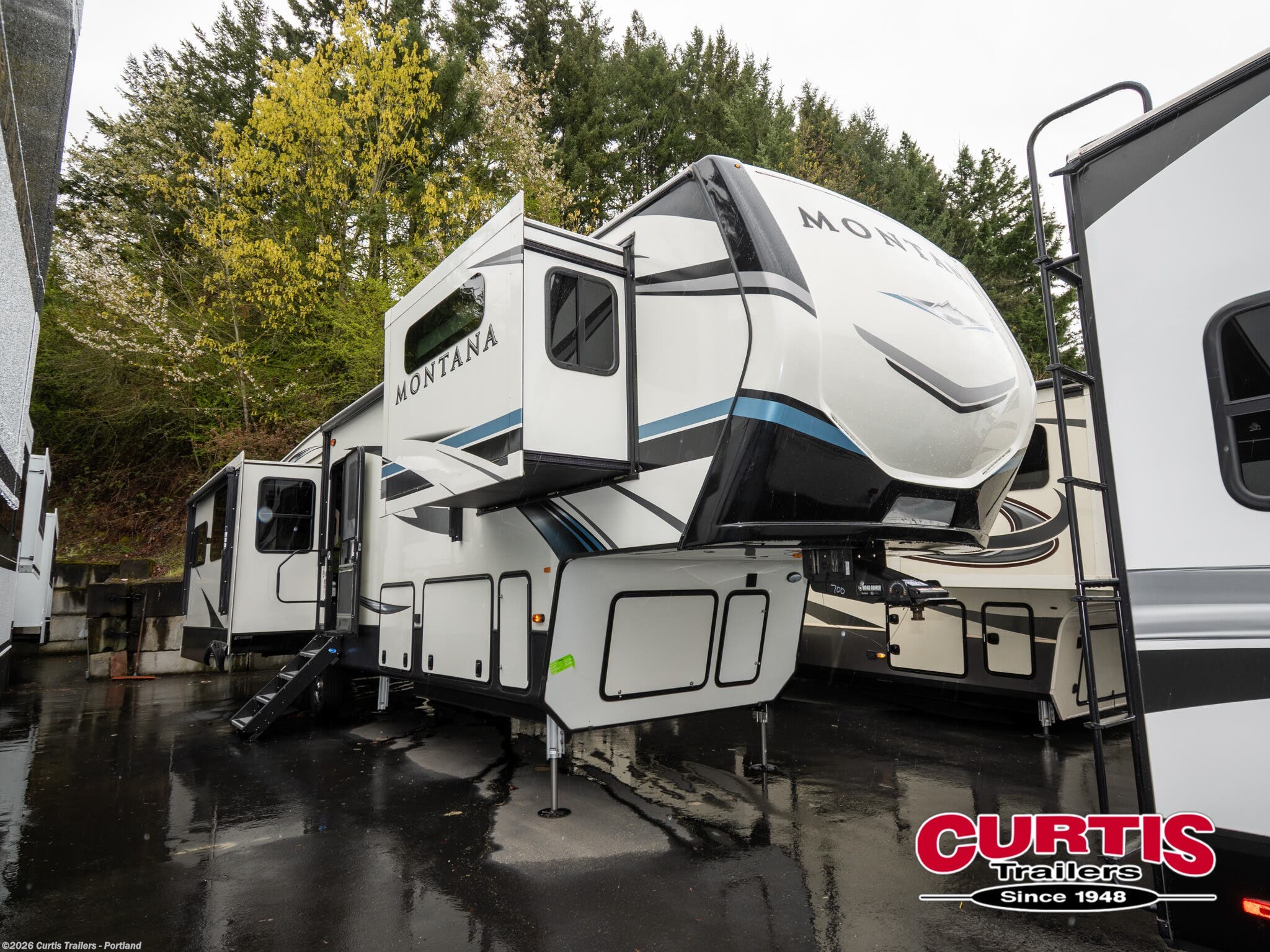 Used 2021 Keystone Montana 3780RL available in Portland, Oregon