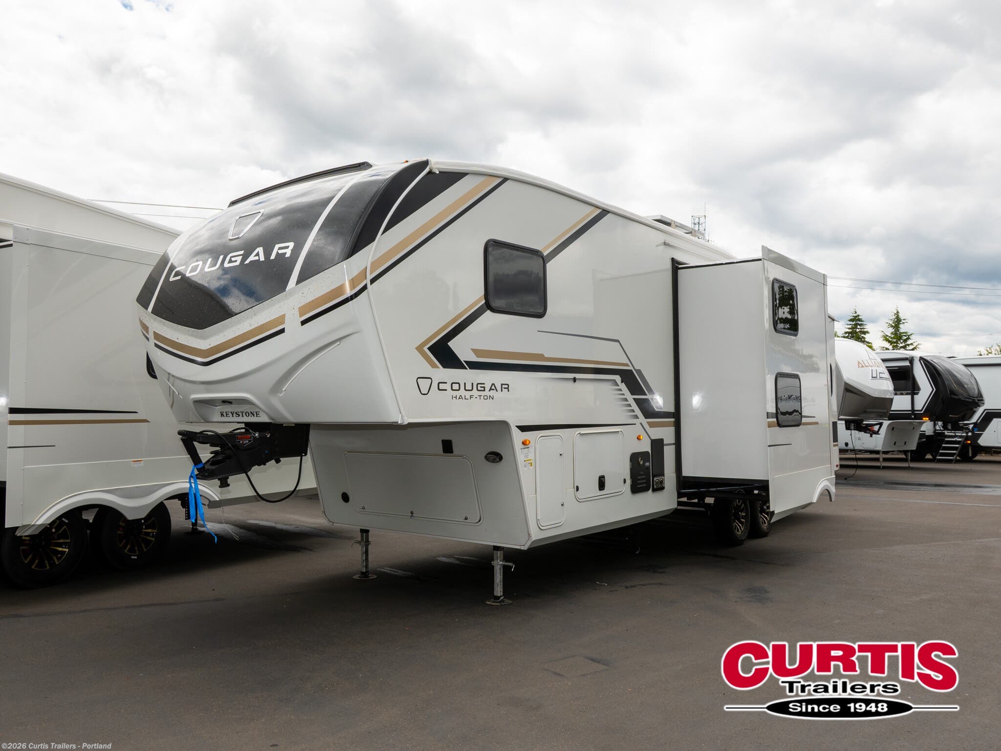 New 2027 Keystone Cougar Half-Ton 29mbd available in Portland, Oregon