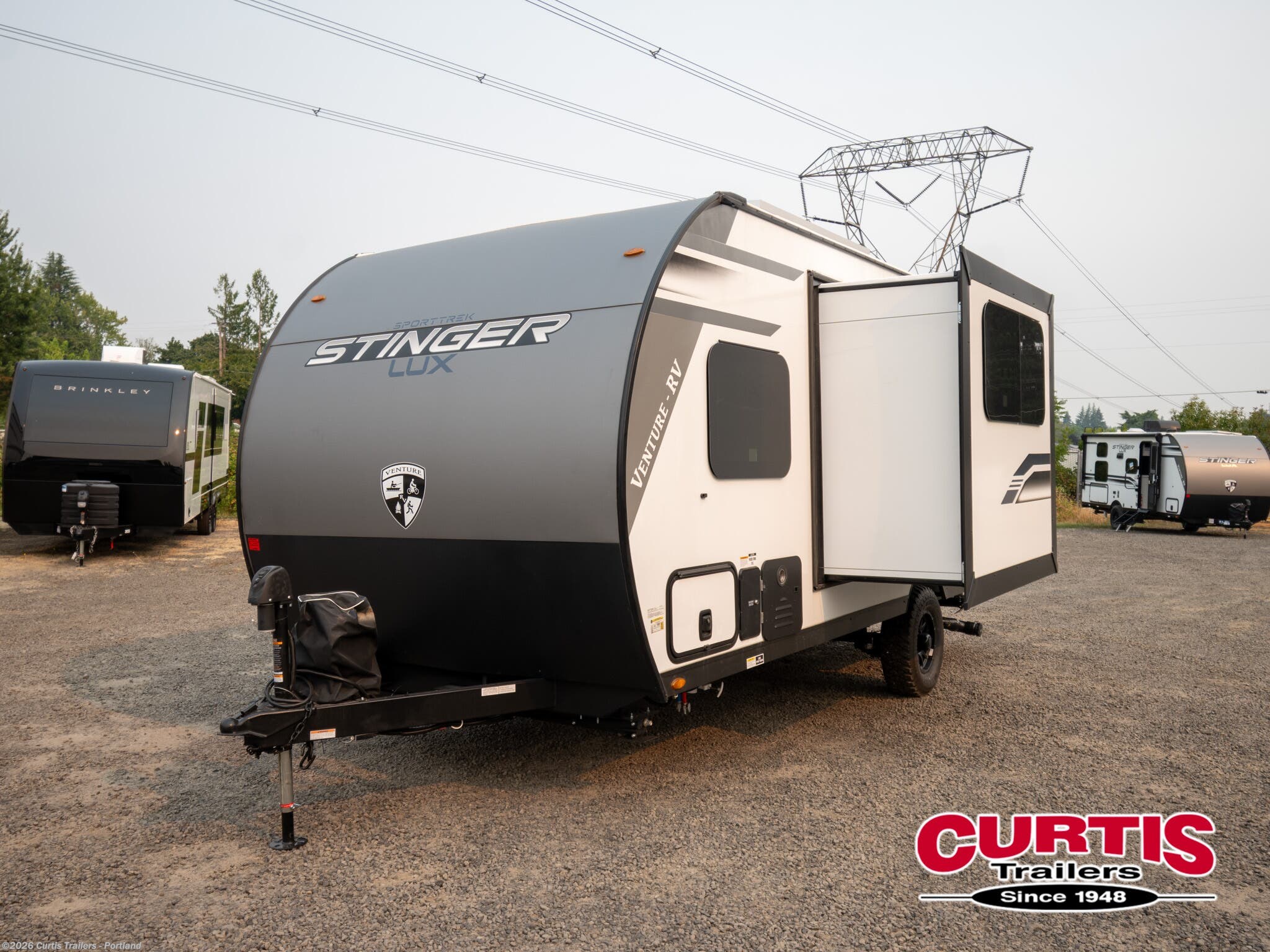 New 2027 Venture RV SportTrek Stinger Lite 161VUD available in Portland, Oregon