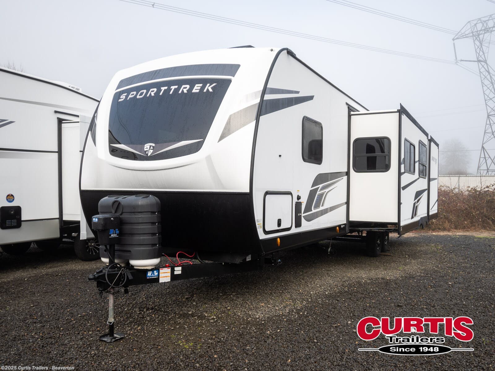 New 2025 Venture RV SportTrek 333vik available in Portland, Oregon