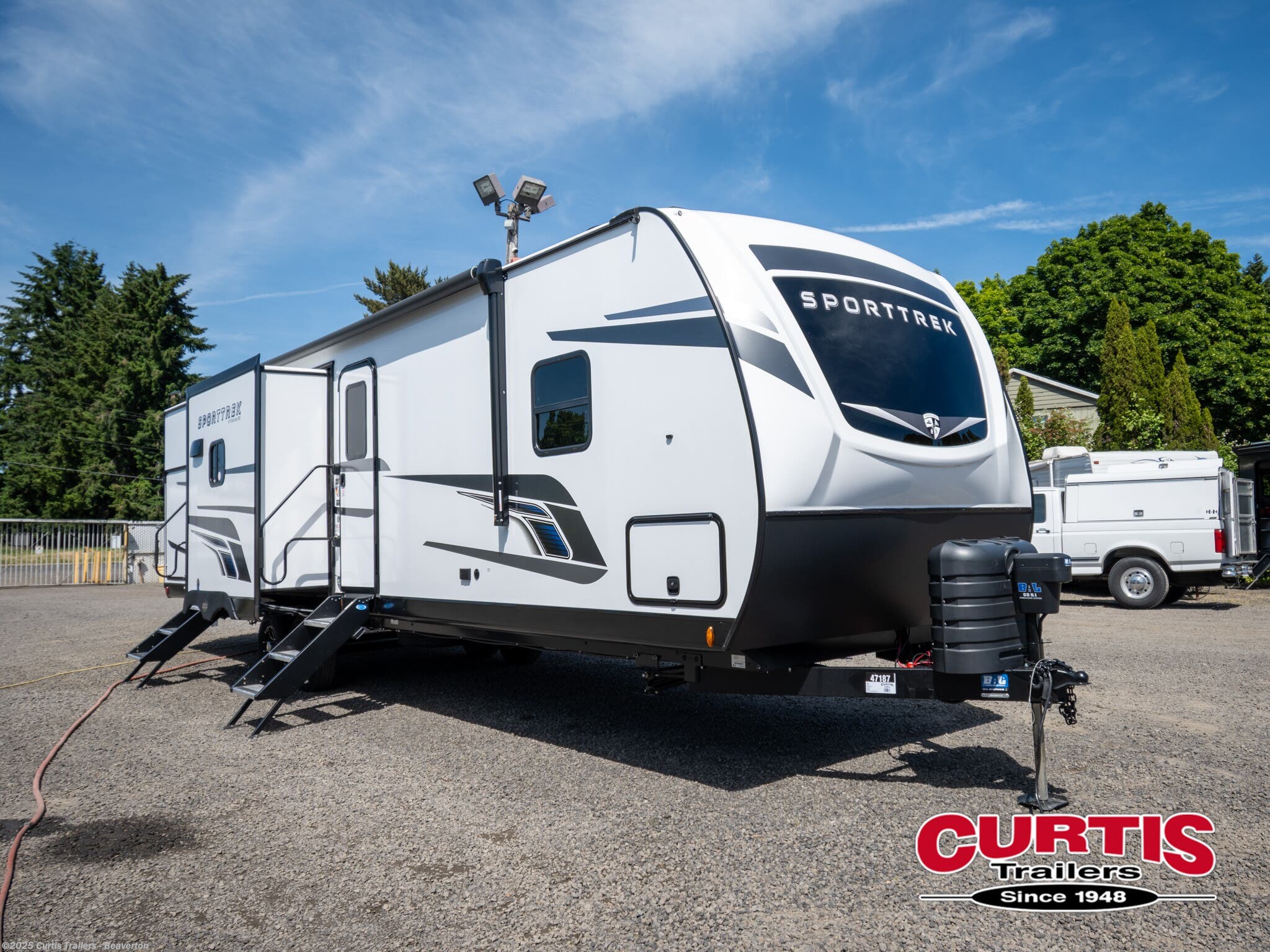 New 2025 Venture RV SportTrek 333vik available in Beaverton, Oregon