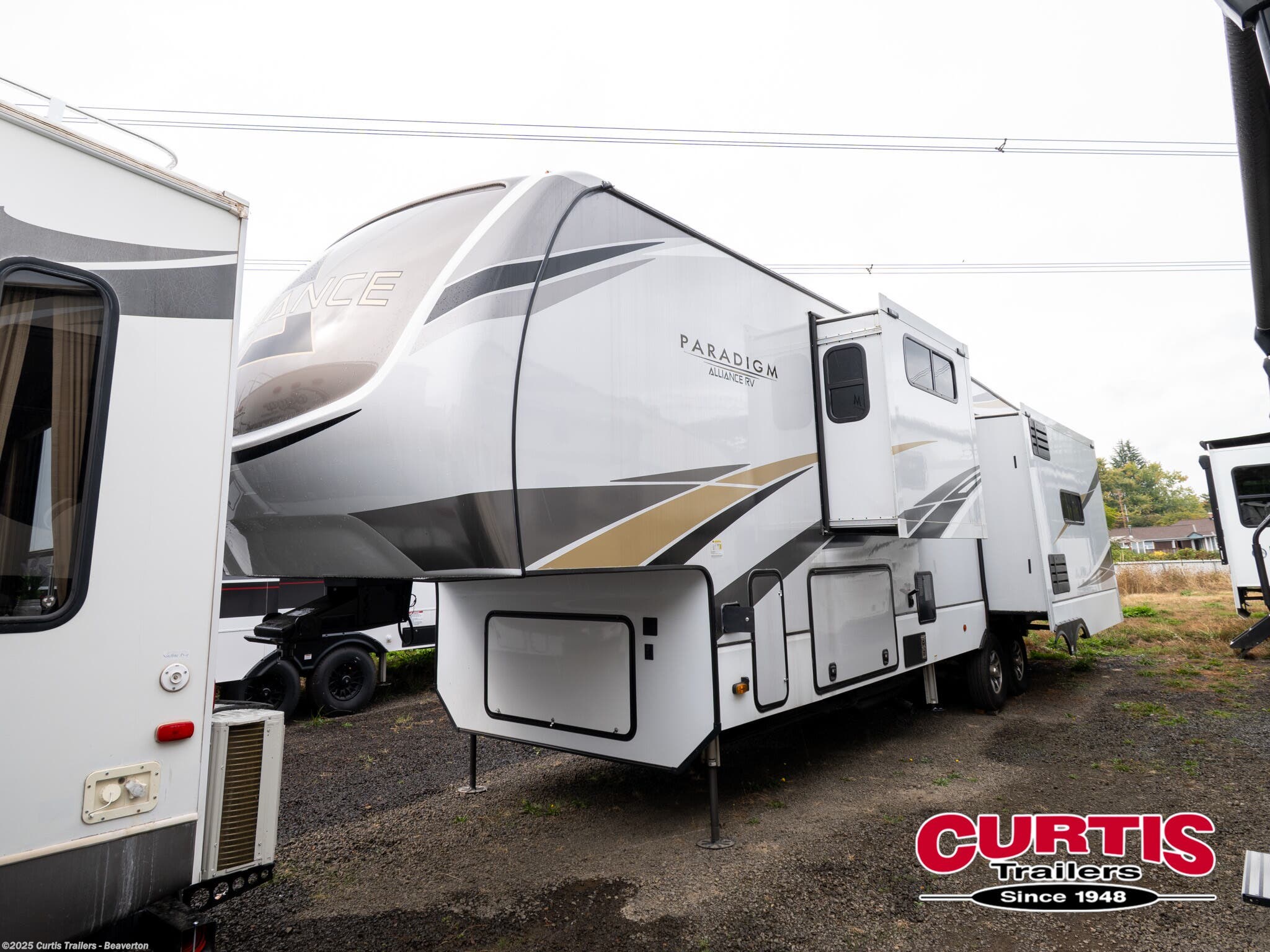 Used 2022 Alliance RV Paradigm 370FB available in Beaverton, Oregon