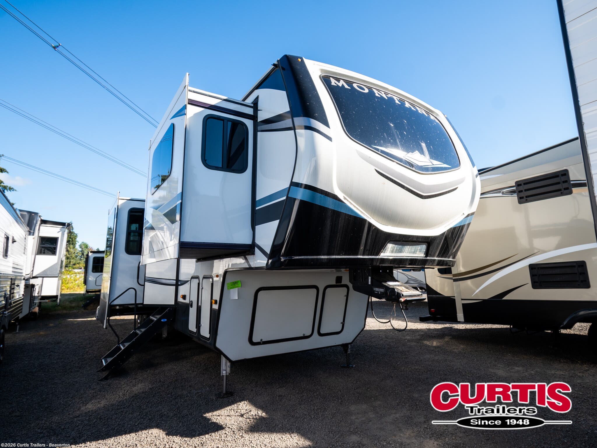 Used 2021 Keystone Montana 3762BP available in Beaverton, Oregon