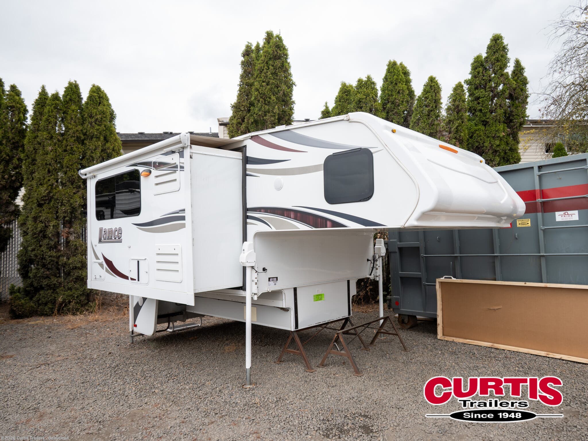 Used 2017 Lance  995 available in Beaverton, Oregon