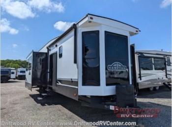 Used 2023 CrossRoads Hampton HP364MBL available in Clermont, New Jersey