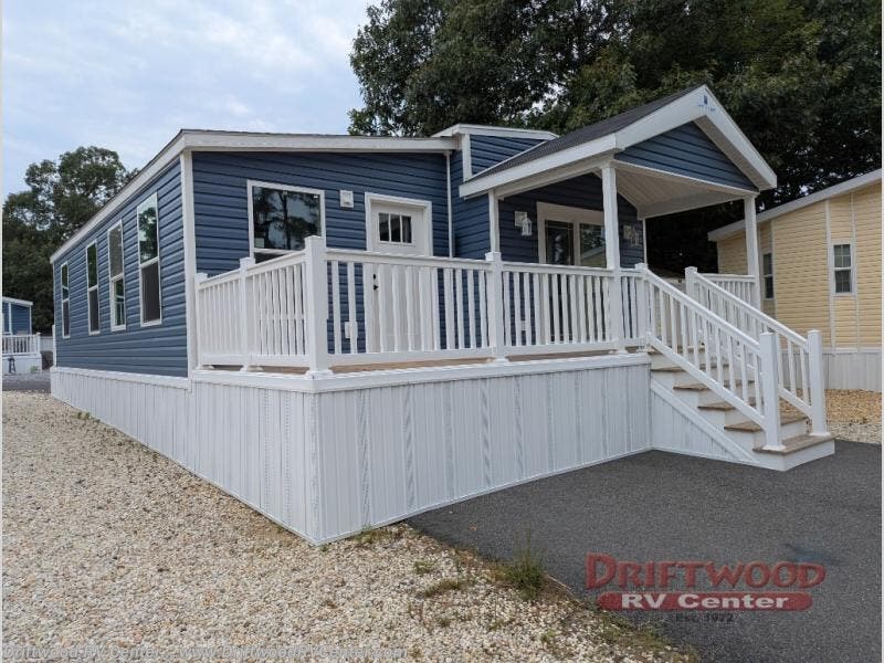 New 2025 RC Industries Canterbury Parkvue P38-DW available in Clermont, New Jersey
