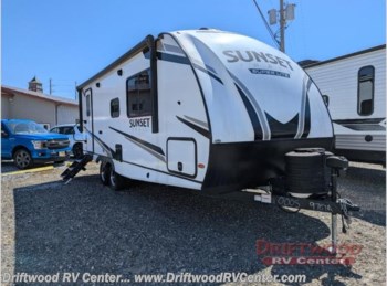 Used 2024 CrossRoads Sunset Trail SS212RB available in Clermont, New Jersey