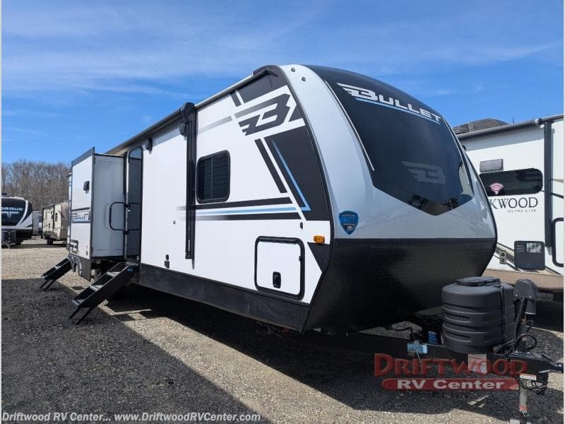 Used 2025 Keystone Bullet 330BKQ available in Clermont, New Jersey