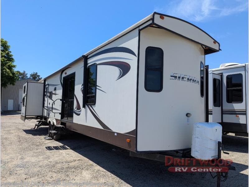 Used 2014 Forest River Sierra 402QB available in Clermont, New Jersey