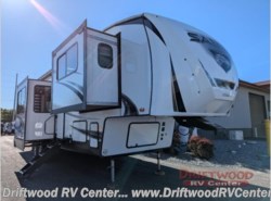 Used 2022 Forest River Sabre 37FLH available in Clermont, New Jersey