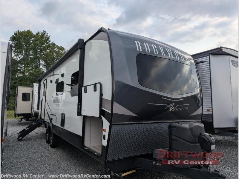 Used 2023 Forest River Rockwood Ultra Lite 2606WS available in Clermont, New Jersey