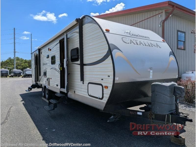 Used 2015 Coachmen Catalina 343QBDS available in Clermont, New Jersey
