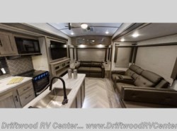 Used 2021 Forest River Wildwood Heritage Glen 370BL available in Clermont, New Jersey