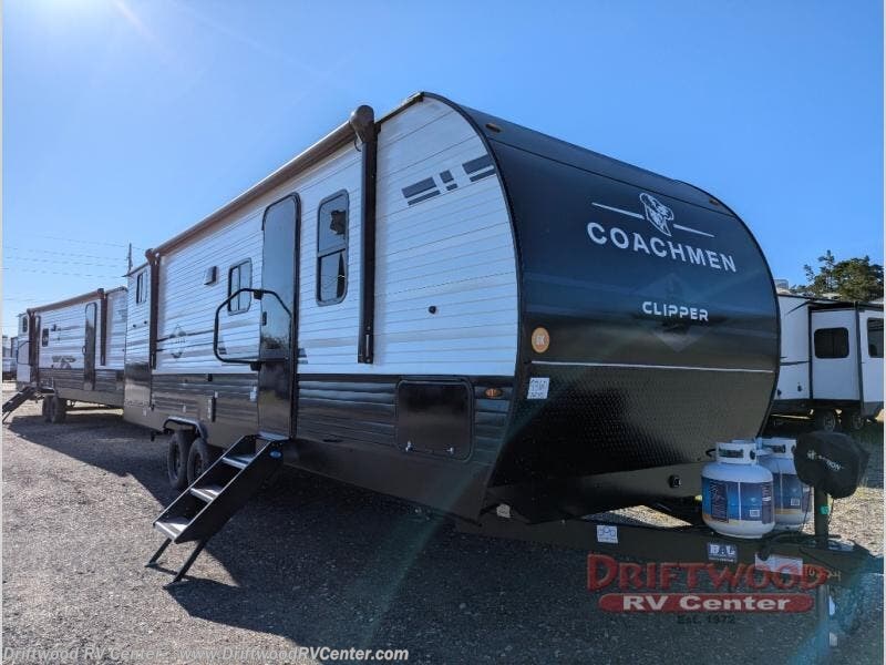 New 2027 Coachmen Clipper 6K Series 262DBS available in Clermont, New Jersey