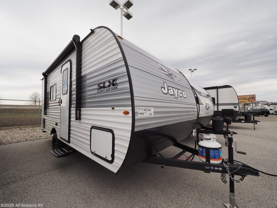 New 2026 Jayco Jay Flight SLX 170FQ available in Muskegon, Michigan