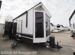 New 2023 CrossRoads Hampton HP380RKS available in Muskegon, Michigan