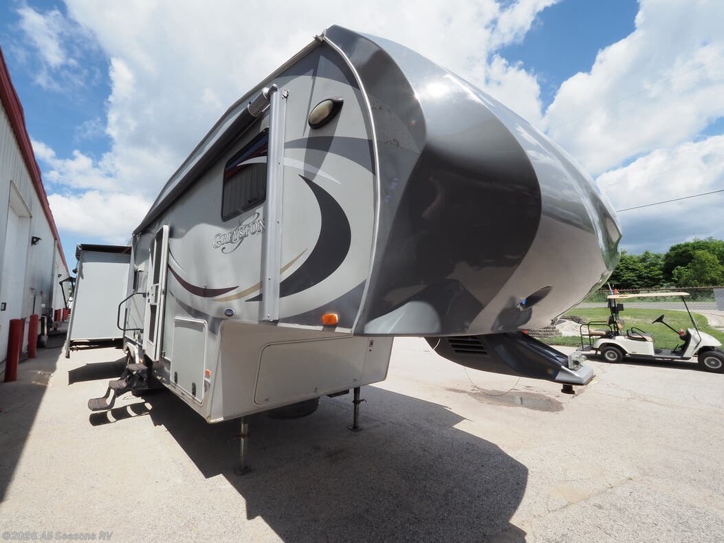 Used 2011 Heartland Greystone GS32RL available in Muskegon, Michigan