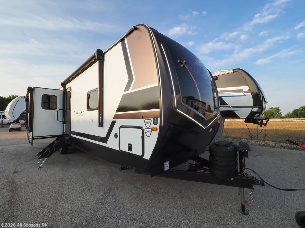 New 2027 Keystone Bullet Crossfire 310RES available in Muskegon, Michigan