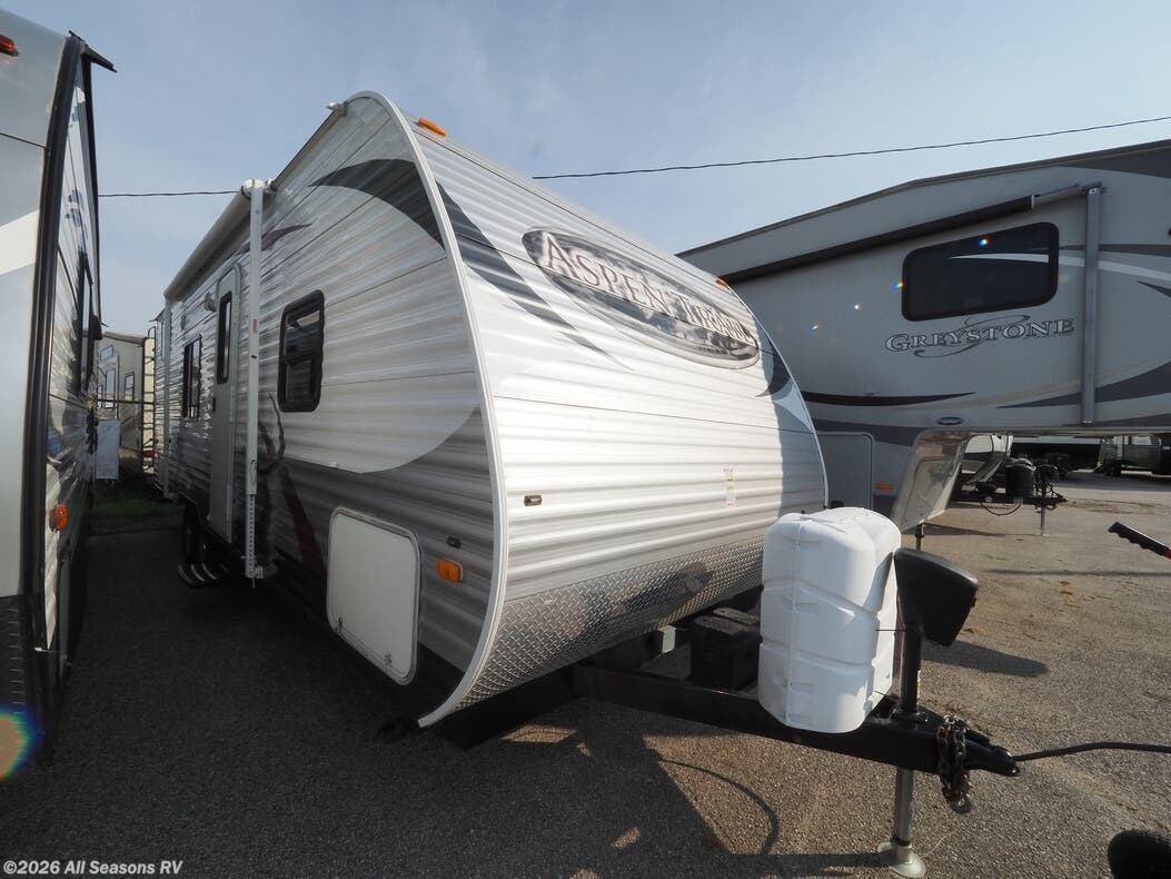 Used 2013 Dutchmen Aspen Trail 2710BH available in Muskegon, Michigan