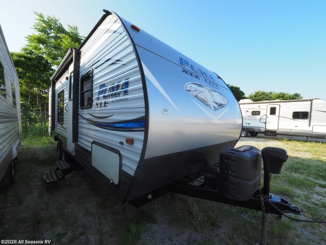 Used 2018 Palomino Puma XLE Lite 22RBC available in Muskegon, Michigan
