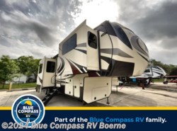 Used 2019 CrossRoads Redwood 3941FL available in Boerne, Texas