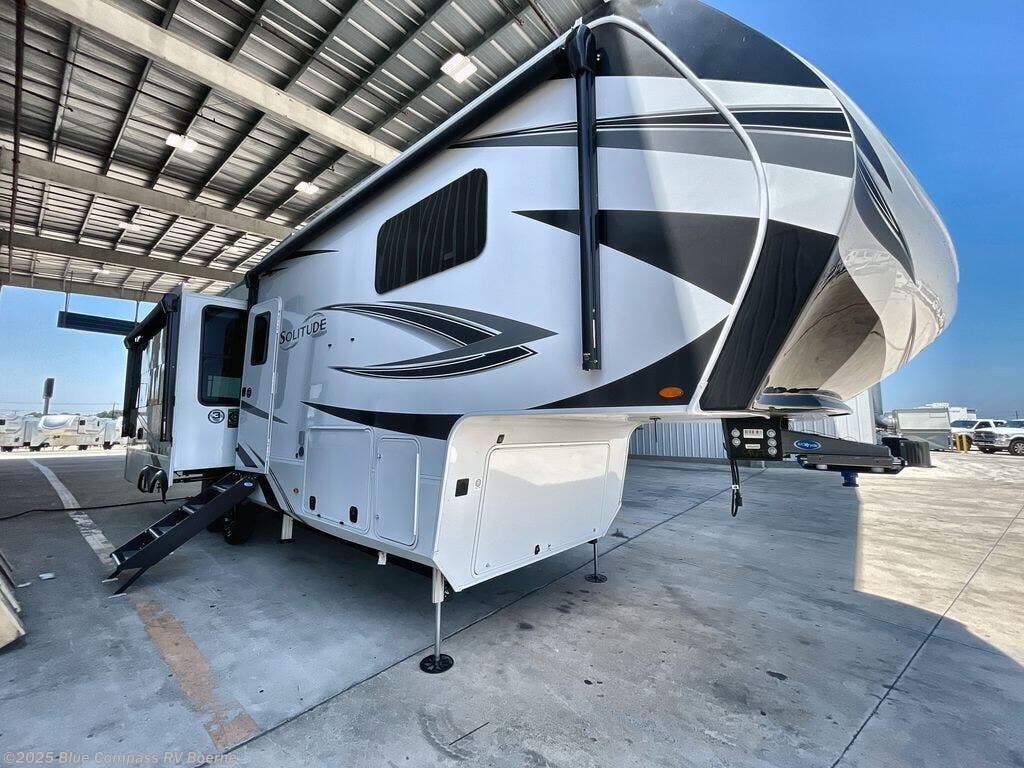 2025 Grand Design Solitude 310GK RV for Sale in Boerne, TX