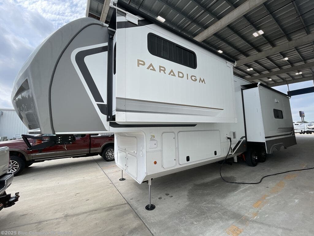 New 2025 Alliance RV Paradigm 340RL available in Boerne, Texas