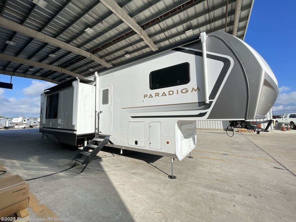 New 2026 Alliance RV Paradigm 395DS available in Boerne, Texas