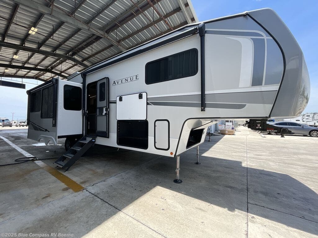 New 2025 Alliance RV Avenue 32RLS available in Boerne, Texas