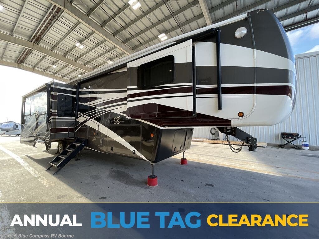 Used 2019 DRV Mobile Suites 40 KSSB4 available in Boerne, Texas